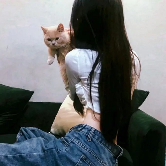 门口男孩